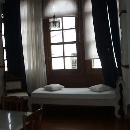 Vetera Suites Konukevi